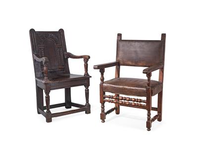 Zwei variierende provinzielle Sessel, - Möbel und dekorative Kunst