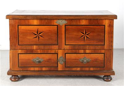 Truhe i. Barockstil, - Furniture