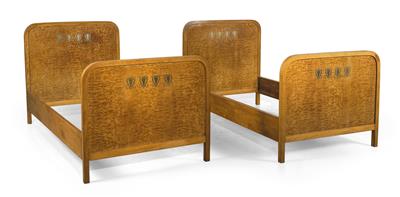 Paar Jugendstil-Betten, - Furniture