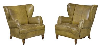 2 niedrige Ohrenbackenfauteuils, - Furniture