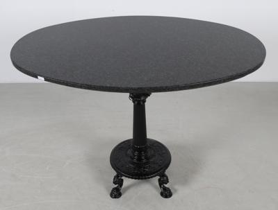 Ovaler Tisch, - Furniture
