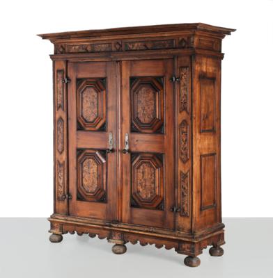 Provinzieller Schrank, - Furniture