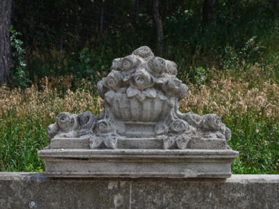 Architektur bzw. Zieraufsatzstein, - Mobili da giardino e decorazioni