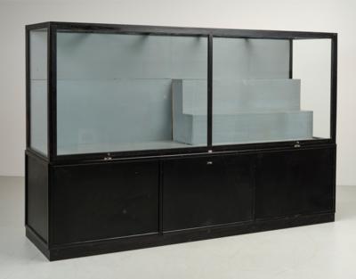 Große Vitrine / Schauvitrine aus dem technischen Museum Wien, - Furniture