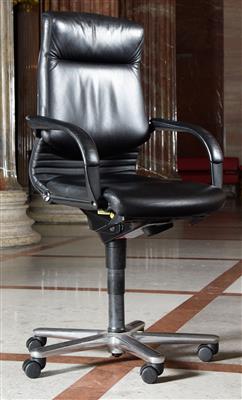 Drehsessel aus dem Bundesrats-Sitzungssaal, - A piece of democratic history - Parliament furniture