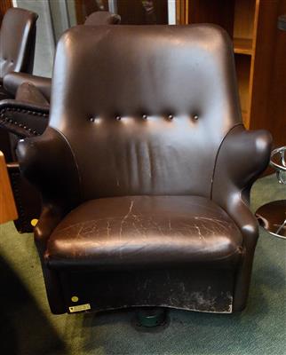 Drehsessel aus dem Nationalrats-Sitzungssaal, - A piece of democratic history - Parliament furniture