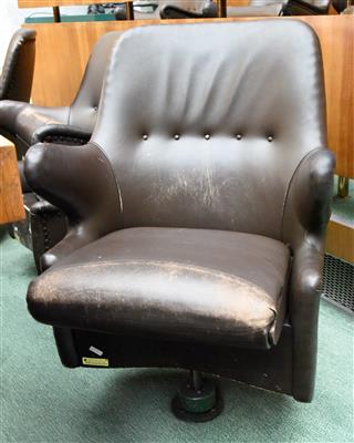 Drehsessel aus dem Nationalrats-Sitzungssaal, - A piece of democratic history - Parliament furniture