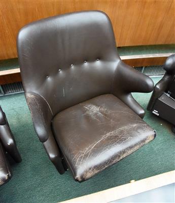 Drehsessel aus dem Nationalrats-Sitzungssaal, - A piece of democratic history - Parliament furniture