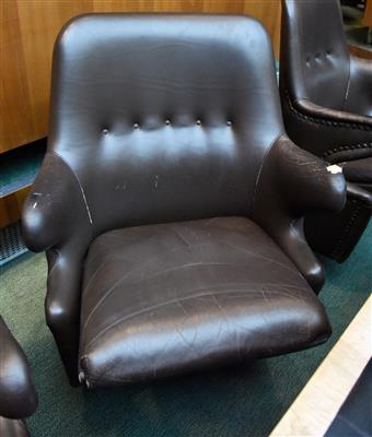 Drehsessel aus dem Nationalrats-Sitzungssaal, - A piece of democratic history - Parliament furniture