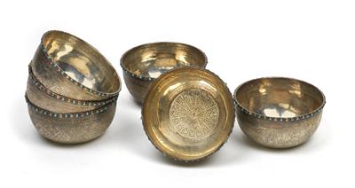 6 Ottoman bowls, - Di provenienza aristocratica