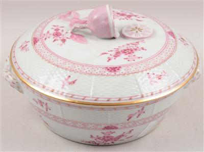 Lidded tureen, - Property from Aristocratic Estates and Important Provenance