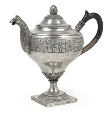 German teapot, - Majetek aristokratického p?vodu a p?edm?ty  d?ležitých proveniencí