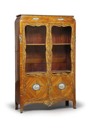 Medium-height Louis Philippe glass cupboard, - Property from Aristocratic Estates and Important Provenance