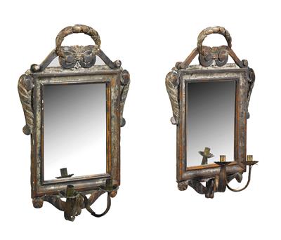 A pair of provincial Italian mirrors, - Mobili rustici