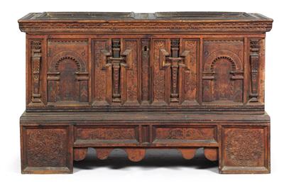 A splendid Tyrolean rustic chest, - Rustic Furniture