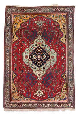 Ferahan, - Oriental Carpets, Textiles and Tapestries