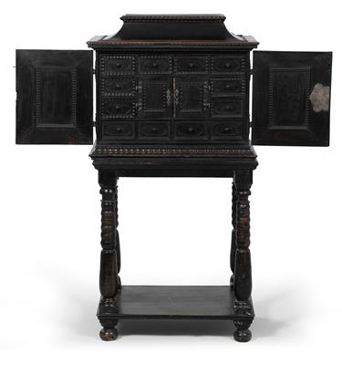 Early Baroque cabinet from the late 17th/early 18th century, - Furniture and decorative art