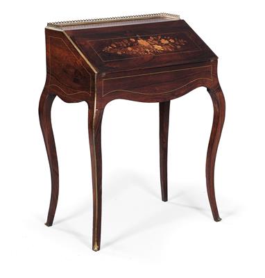 Dainty lady’s desk, - Furniture and decorative art