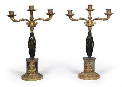 Pair of candelabras, - Mobili e tappeti