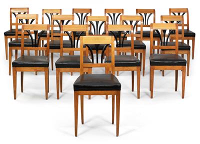 Serie von 16 Biedermeier Sesseln, - Möbel, Teppiche und dekorative Kunst