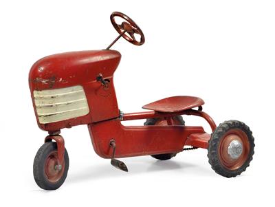 Charming child’s tractor, - Rustic Furniture