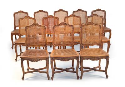 Set of 12 chairs in the Régence style, - Mobili rustici
