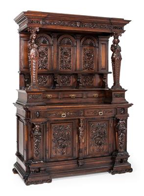 Imposing Historicist sideboard, - Nábytek, koberce