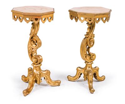 Pair of Neo-Rococo guéridons, - Nábytek, koberce