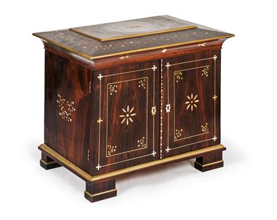 Dainty cabinet, or coin cabinet, - Furniture