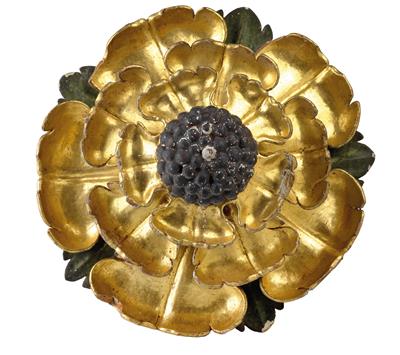 Large carved flower, - Property from Aristocratic Estates and Important Provenance