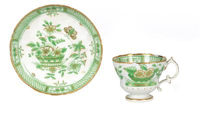Pair of teacups and saucers, - Di provenienza aristocratica