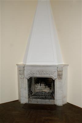 Fireplace surround, - Nábytek, koberce