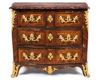 Small Louis XV chest of drawers, - Mobili