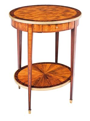 Oval side table, - Furniture