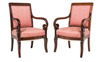 Pair of armchairs, - Mobili