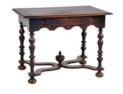 Provincial Baroque table, - Mobili rustici