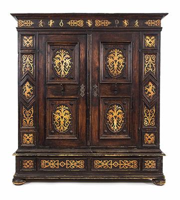 Provincial early Baroque cabinet, - Rustikální nábytek