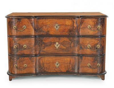 Baroque chest of drawers, - Nábytek, koberce