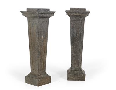 Pair of Neo-Classical bust or flower stands, - Mobili e arti decorative