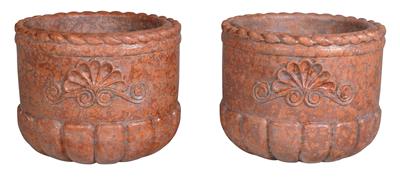 Pair of marble vases or flower holders, - Nábytek, koberce