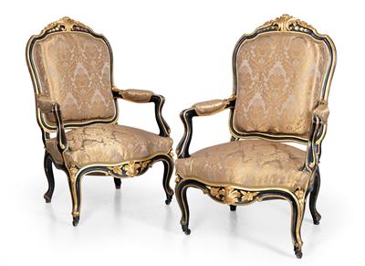 Pair of Neo-Baroque armchairs, - Nábytek, koberce