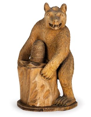 Bear with Beehive on Wooden Block, - Castello Schwallenbach - Collezione Reinhold Hofstätter (1927- 2013)