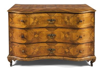 Baroque chest of drawers, - Nábytek, koberce
