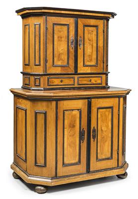 Early Baroque cabinet, - Mobili rustici