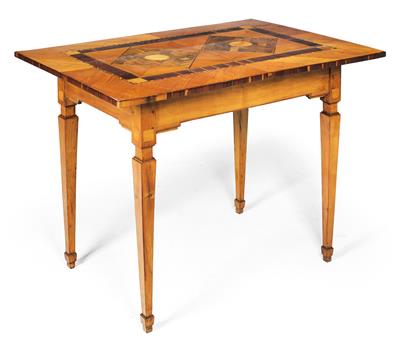 Neo-Classical table, - Mobili rustici