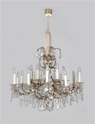 Crown-shaped glass chandelier, - Nábytek