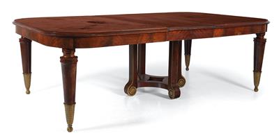 Large extending table, - Furniture and Decorative Art