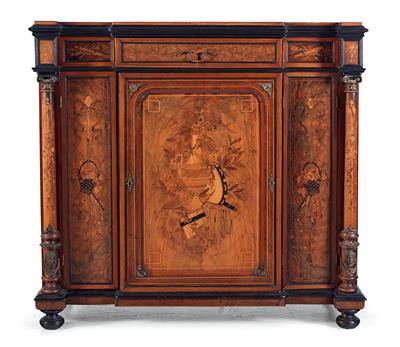 Half height sideboard, - Furniture and Decorative Art