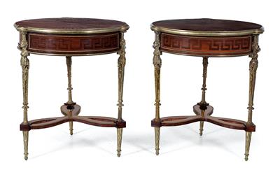 Pair of round salon tables, - Nábytek