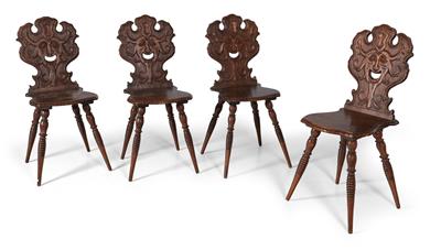 Set of 4 carved chairs, - Mobili e arti decorative